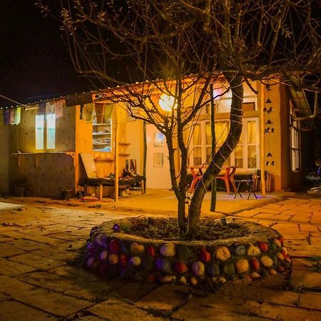 Himtrek Riverside Camps & Hostel Manali Ngoại thất bức ảnh