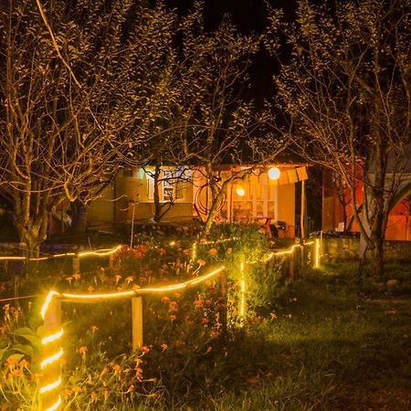 Himtrek Riverside Camps & Hostel Manali Ngoại thất bức ảnh