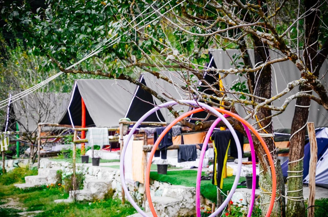 Himtrek Riverside Camps & Hostel Manali Ngoại thất bức ảnh
